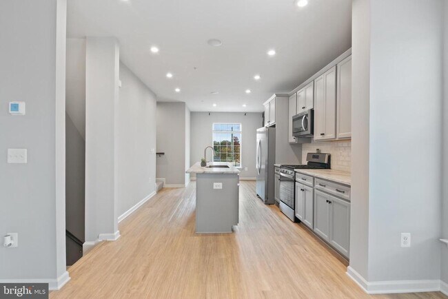 Building Photo - 9288 Kos Ln