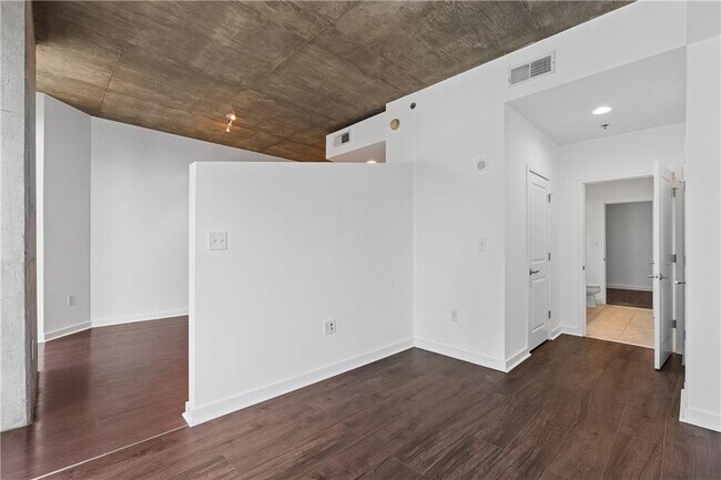 Building Photo - 855 Peachtree St NE