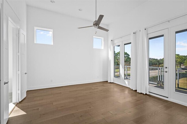 Building Photo - 9855 Mocking Bird Hill Ln
