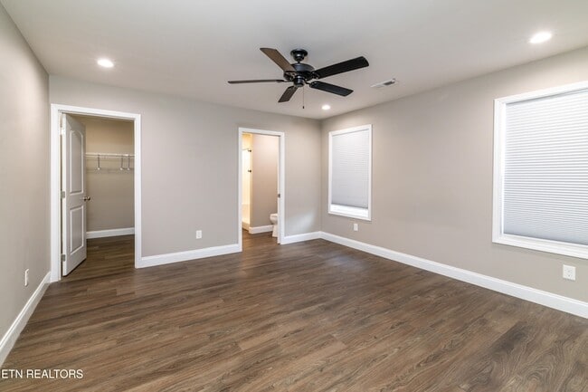 Building Photo - 112 Bennett Ln