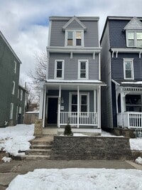 Building Photo - 1630 Park St