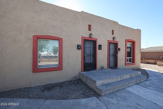 Building Photo - Nice 1 bedroom 1 bath apartment!