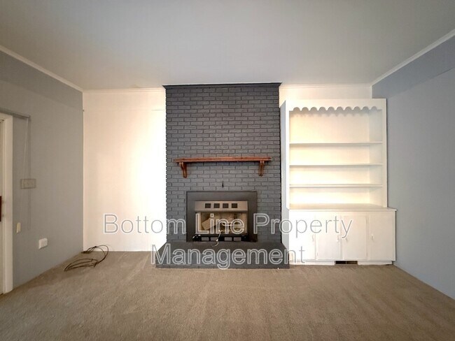 Building Photo - 9419 Brenda Ann Rd