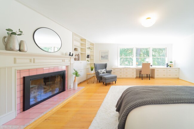 Building Photo - Enchanting Portland Heights 5BD House: You...