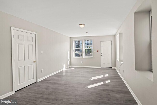 Building Photo - 1018 S 52nd St