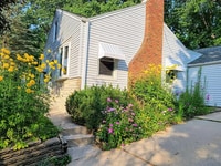 Building Photo - 3341 Quincy Ave