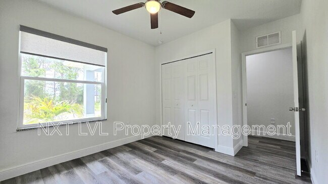 Building Photo - 5050 Jones Dr