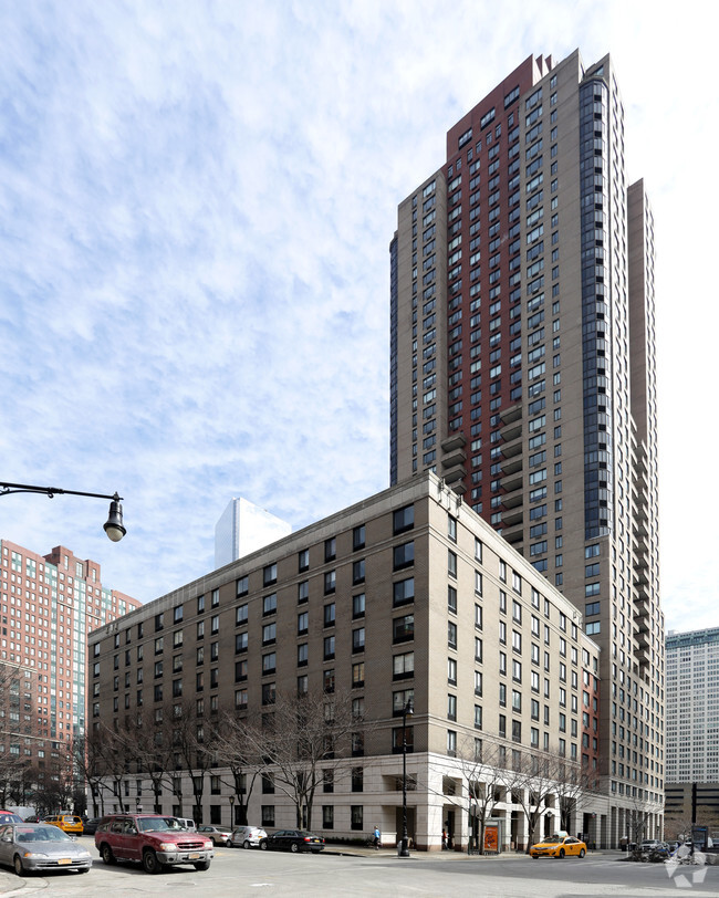 Building Photo - Liberty Court