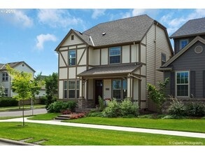 Building Photo - Wonderful Wilsonville Home!