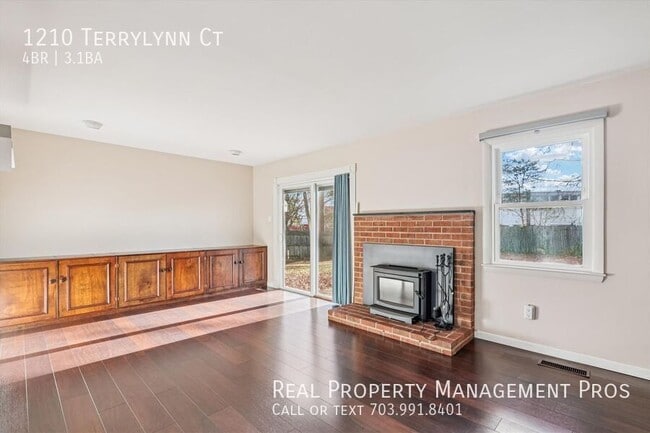 Building Photo - 1210 Terrylynn Ct