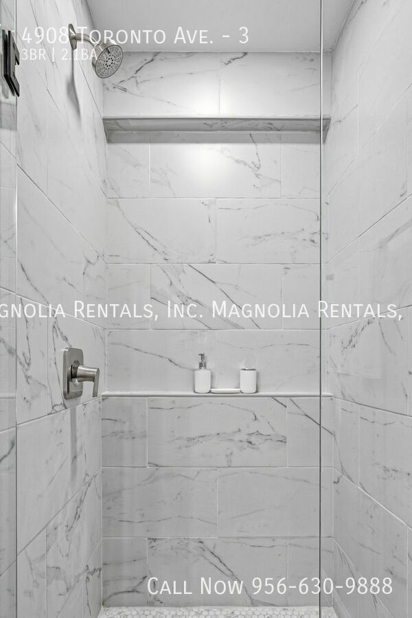 Building Photo - 4908 Toronto Ave