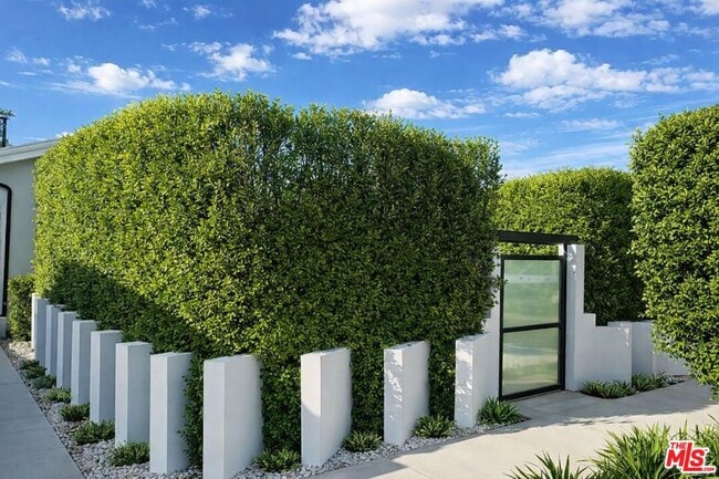 Building Photo - 2751 Midvale Ave