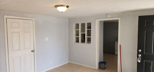 Building Photo - 27 Lake Eustis Crossing RES 228