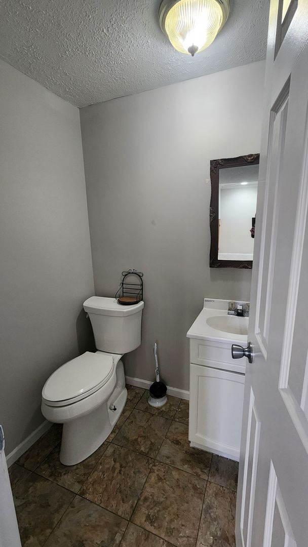 Building Photo - Gem of a Home - Don't miss your opportunity on this fantastic home!