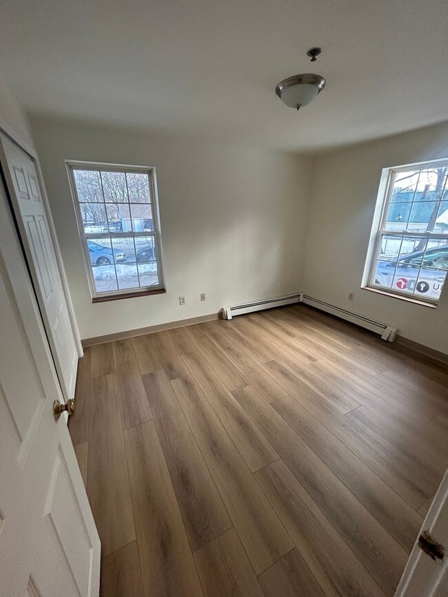 Building Photo - 34 Lafayette St