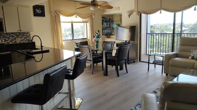 Building Photo - 1605 S US Hwy 1