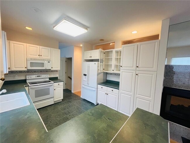 Building Photo - 108 Orchard Meadows Dr