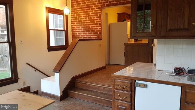 Building Photo - 4440 Albemarle St NW