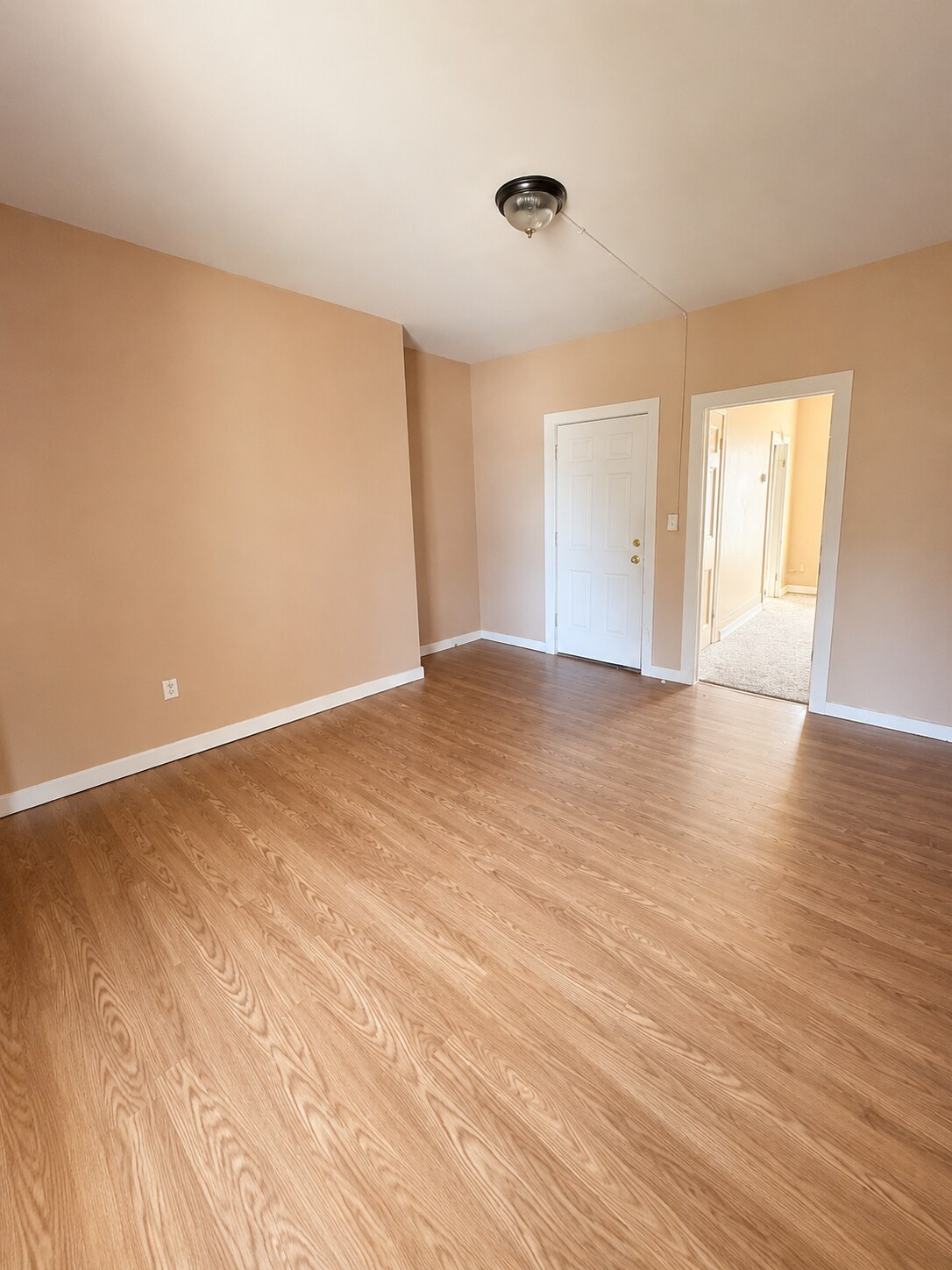 Building Photo - 346 2nd St