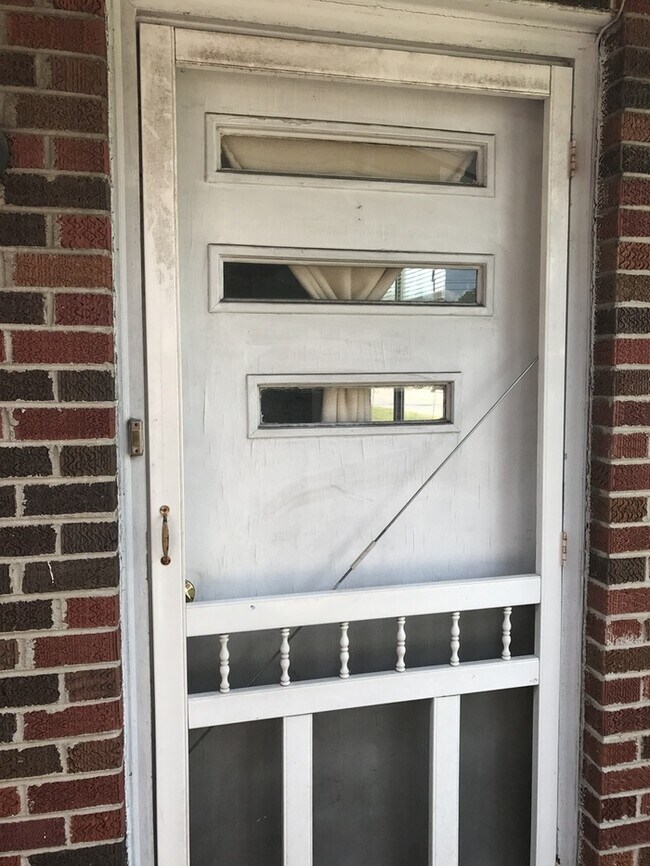 Primary Photo - 1/1 Apartment Downtown Prattville!!!