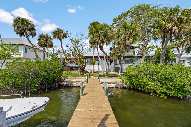 Building Photo - 11560 Dragon Point Dr