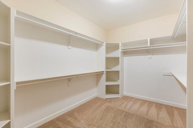 Building Photo - 1651 DE HAIG Ln