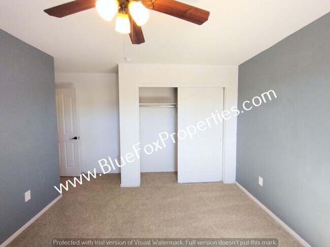 Building Photo - 432 R G Lee Pl