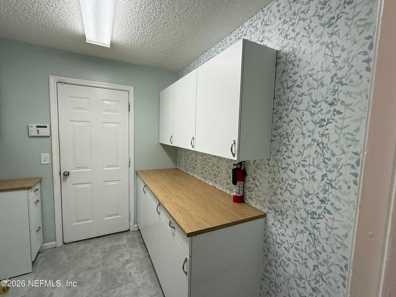 Building Photo - 9339 Whisper Glen Dr