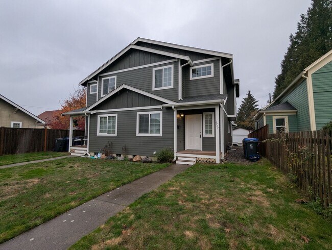 Primary Photo - BishCarlson - 2907-2909 S 9th St