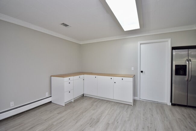Building Photo - 12143 Audie Ct