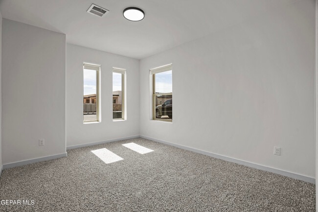 Building Photo - 3977 Surmise St
