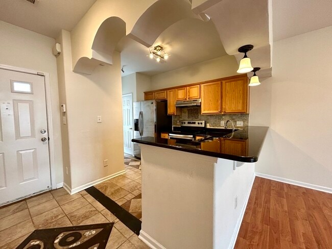 Building Photo - 14742 Lions Pride Ct