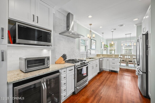 Building Photo - 50 Waverly Pl