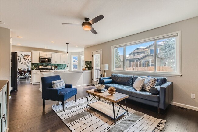 Building Photo - Beautifully Updated 3-Bedroom Home with Finished Basement in Gunbarrel