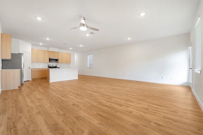 Building Photo - 3511 Shearwater St