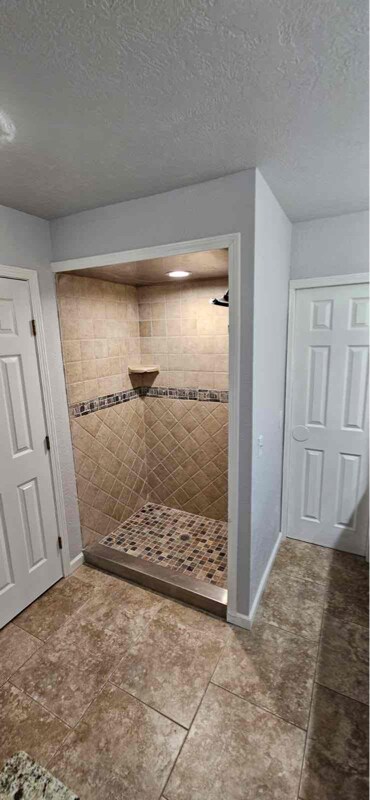Building Photo - 2308 Shady Tree Ln
