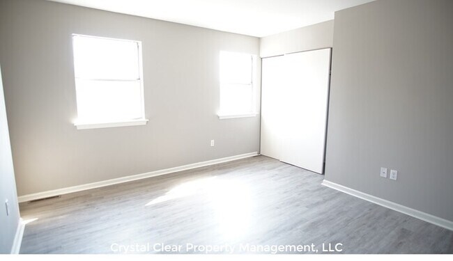 Building Photo - Large 2 bed 1.5 bath in Christiana School ...