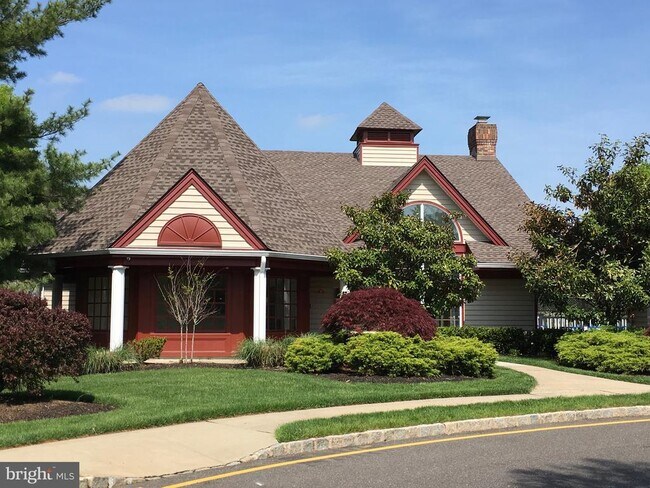 Building Photo - 128 Andover Pl