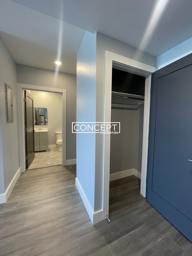 Building Photo - 365 Western Ave