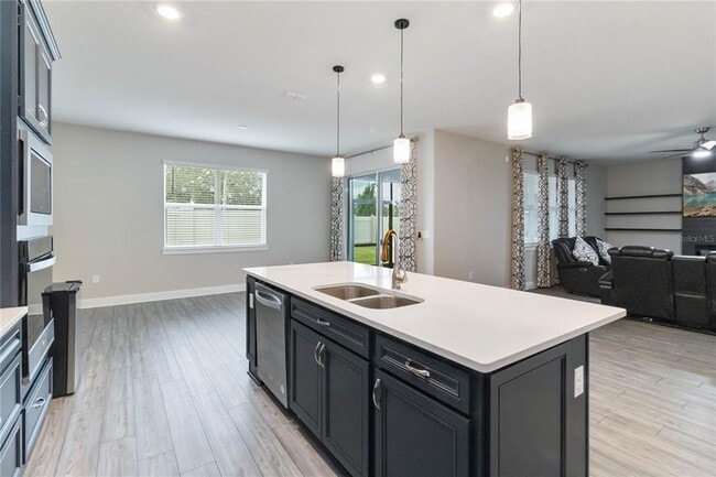 Building Photo - 4067 Meandering Bay Dr