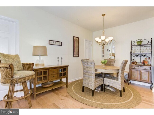 Building Photo - 4045 Derby Ct