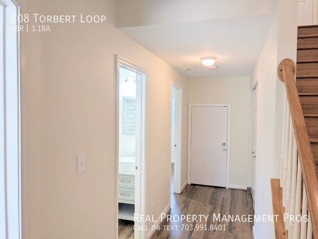 Building Photo - 608 Torbert Loop