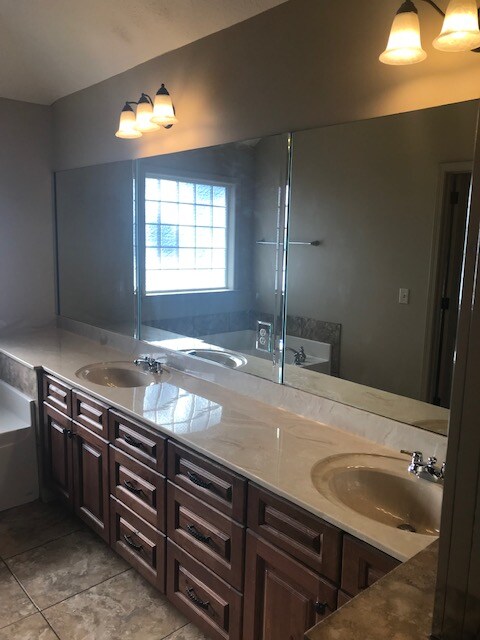 Building Photo - 9712 Silver Bell Ct