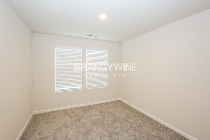 Building Photo - 309 Centre St