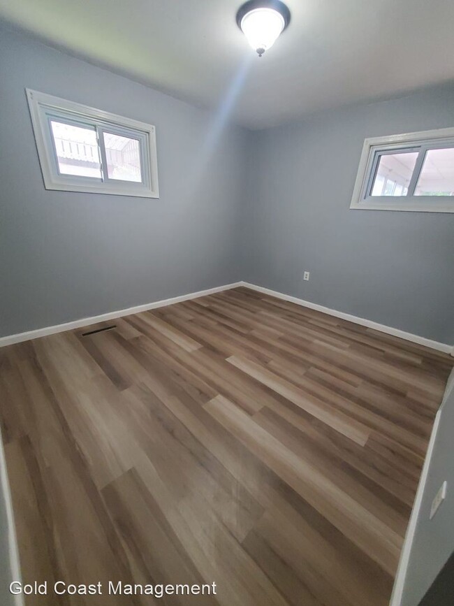 Building Photo - 3 br, 1 bath House - 1709 Ace Place