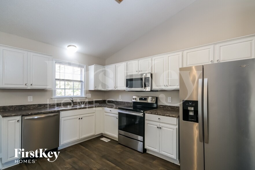 Building Photo - 4117 Ringtail Ct SE