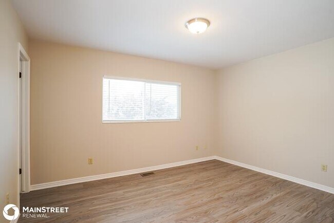 Building Photo - 1493 S 500 E