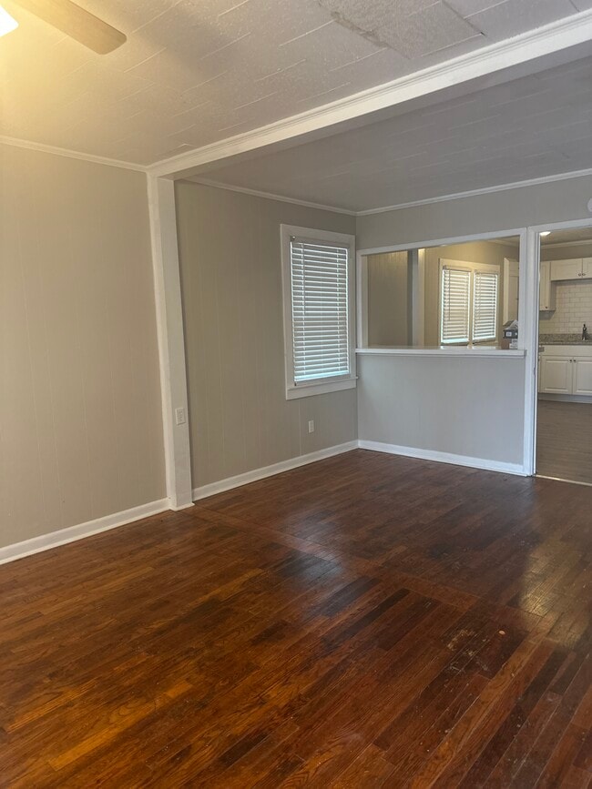 Building Photo - 45 Garden St