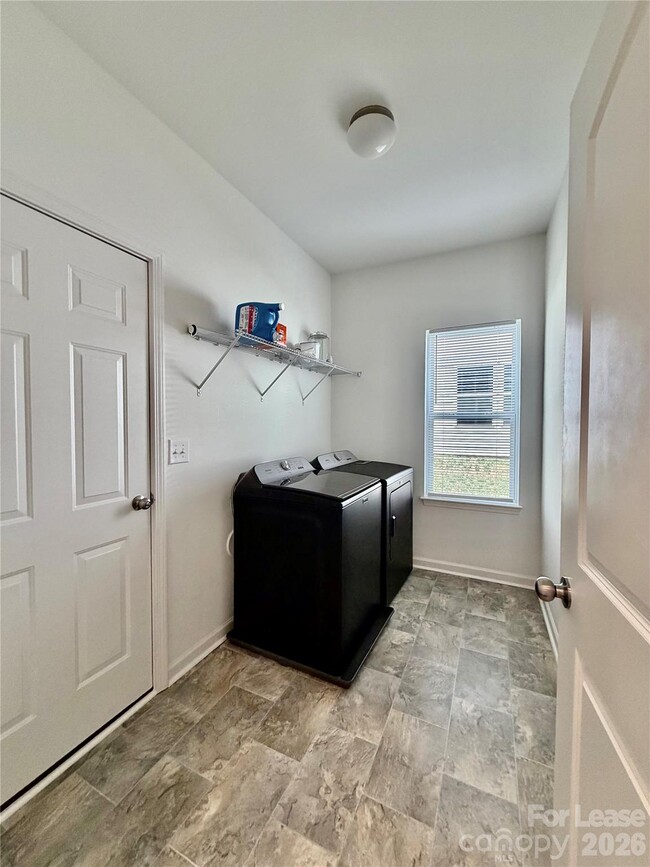 Building Photo - 40180 Crooked Stick Ln