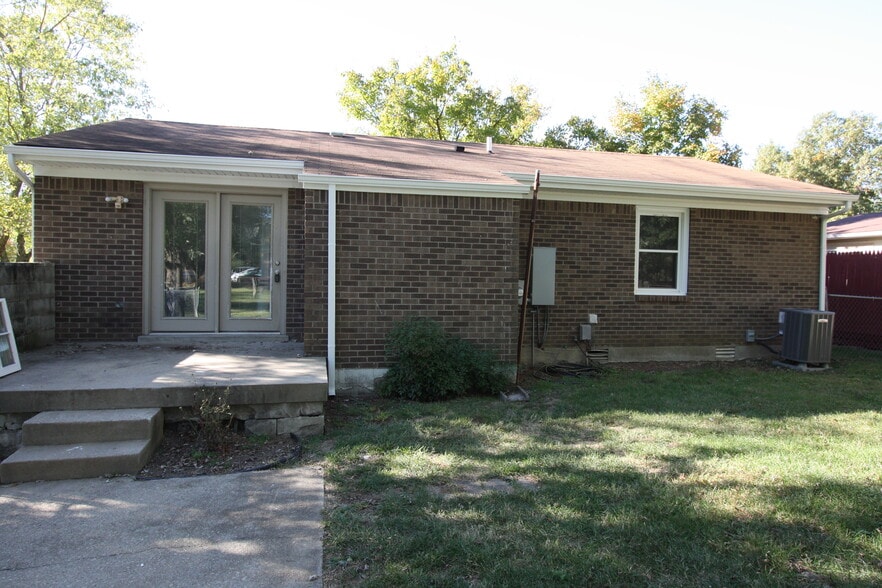 Building Photo - 6824 Hillside Drive